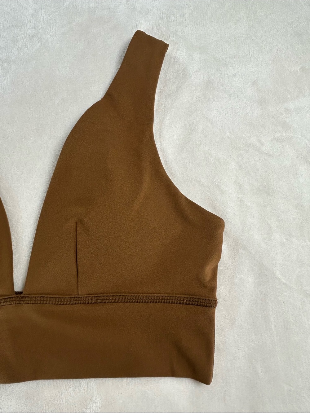 Vuori All The Feels Triangle Bra Rum Women’s Size M - Picture 4 of 16